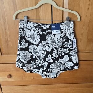 Old Navy Black & White Floral High-Waist Women's Shorts